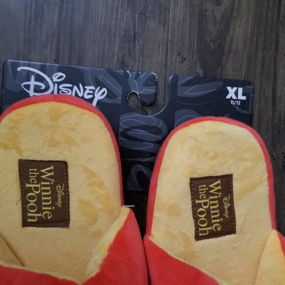 Disney Winnie The Pooh Plush Slippers - Picture 4 of 5